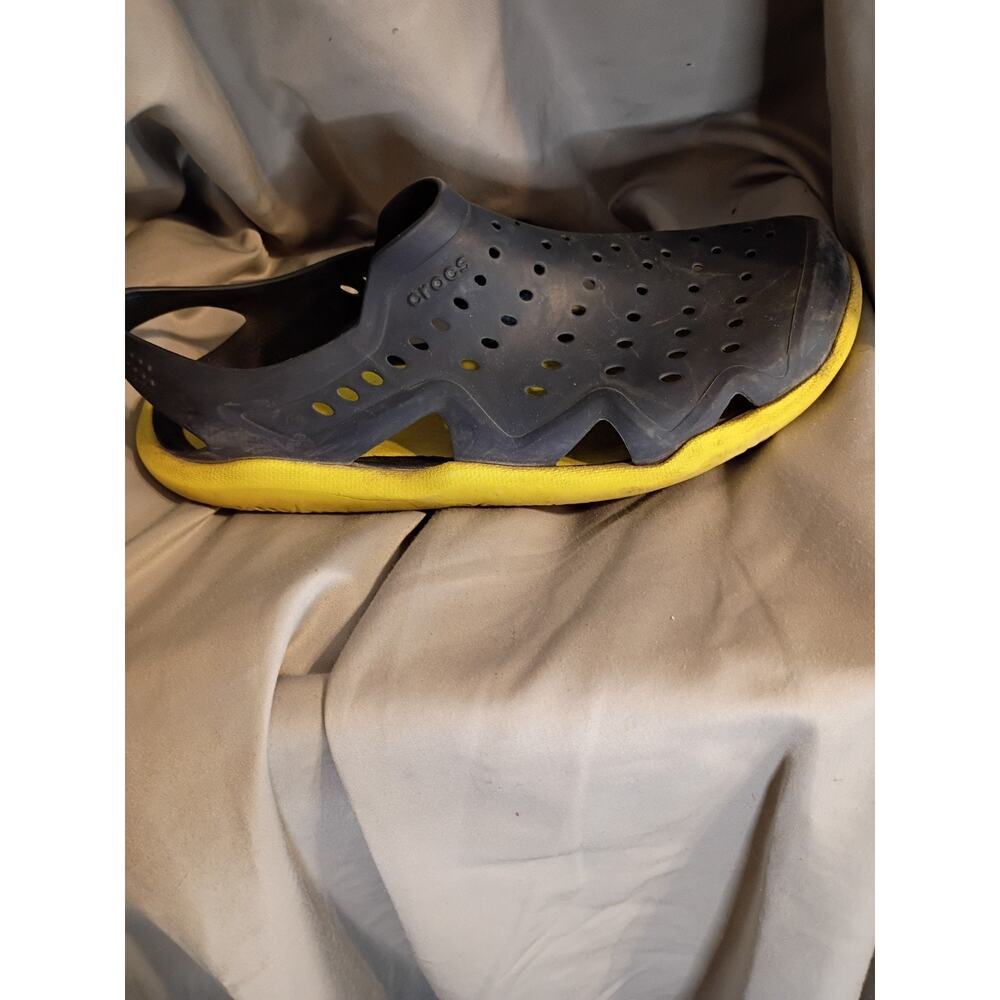 Crocs Men's Swiftwater Wave Sandals Black Yellow Sz 9 Iconic Comfort Waterproof - Picture 3 of 11